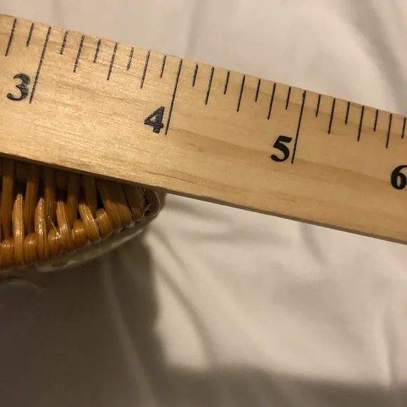 Kate spade wicker clutch EUC - Picture 11 of 14